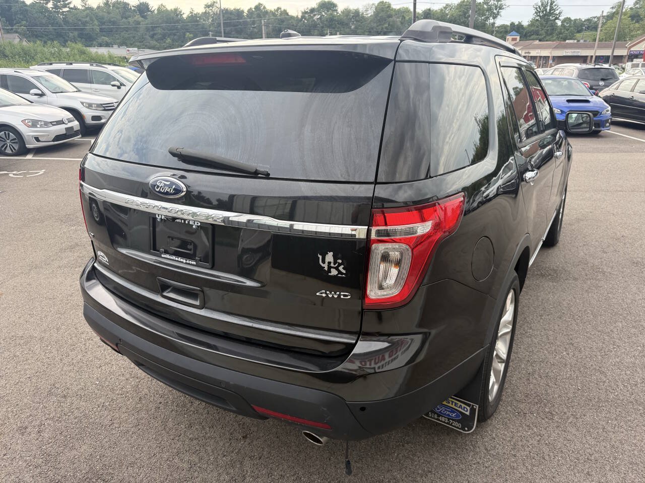 Used 2015 Ford Explorer XLT w/ Equipment Group 202A AWD/4WD image 7