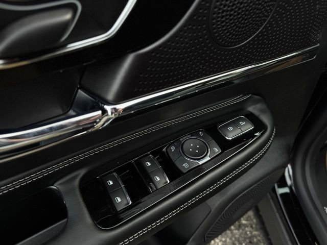 New 2026 Lincoln Corsair Premiere image 14