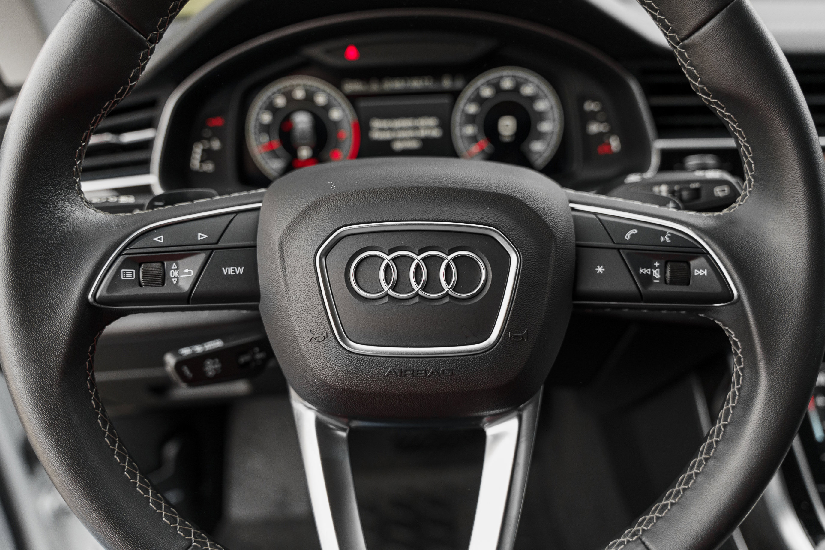 Certified 2023 Audi Q8 Premium w/ Convenience Package image 16