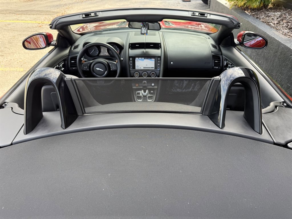 Used 2015 Jaguar F-TYPE S image 24
