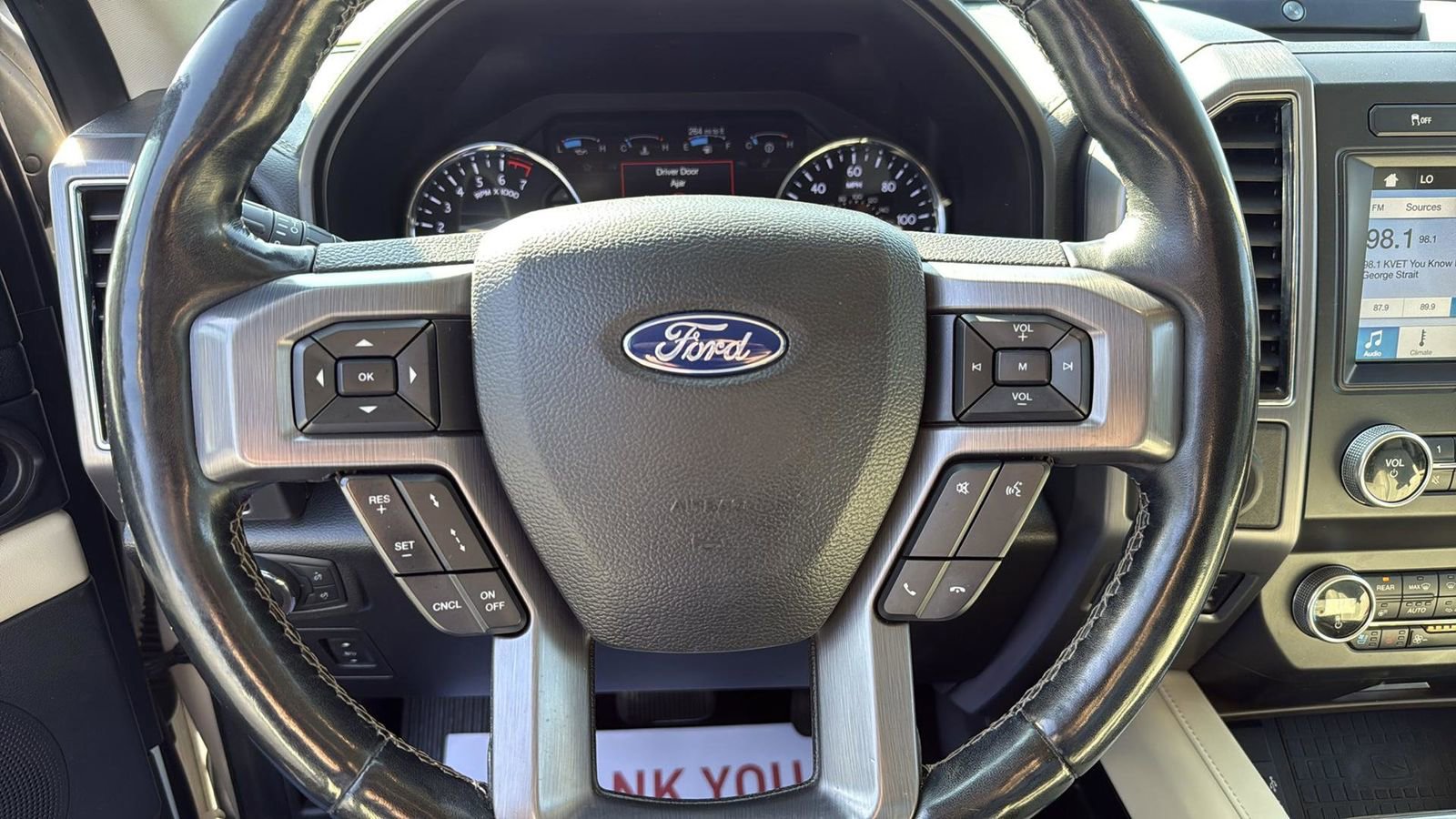 Used 2019 Ford Expedition Max Platinum image 15