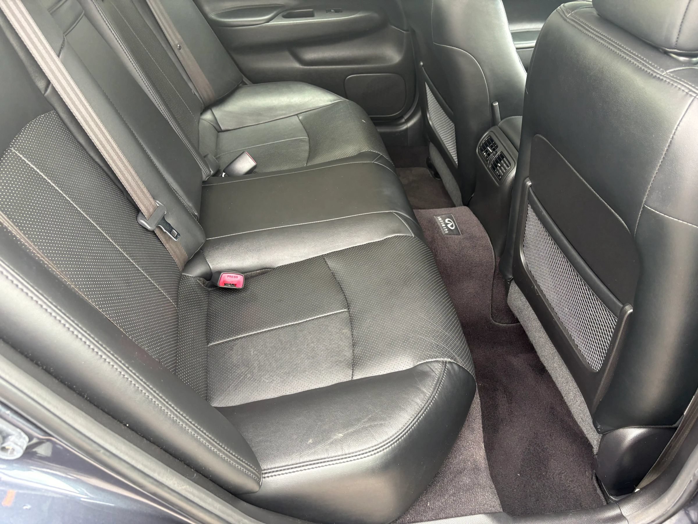 Used 2012 INFINITI G25 x AWD/4WD image 23