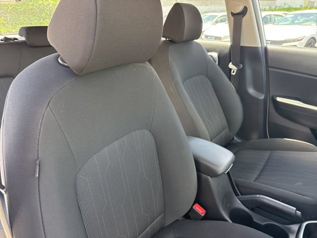 Used 2024 Hyundai Venue SE FWD image 26