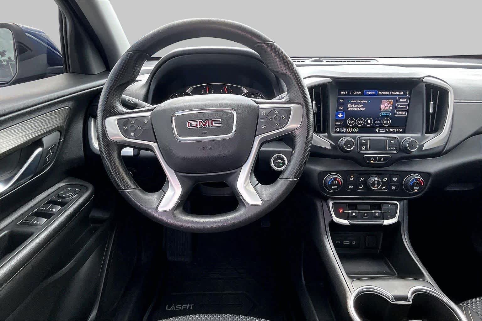 Used 2022 GMC Terrain SLE w/ Driver Convenience Package FWD image 6