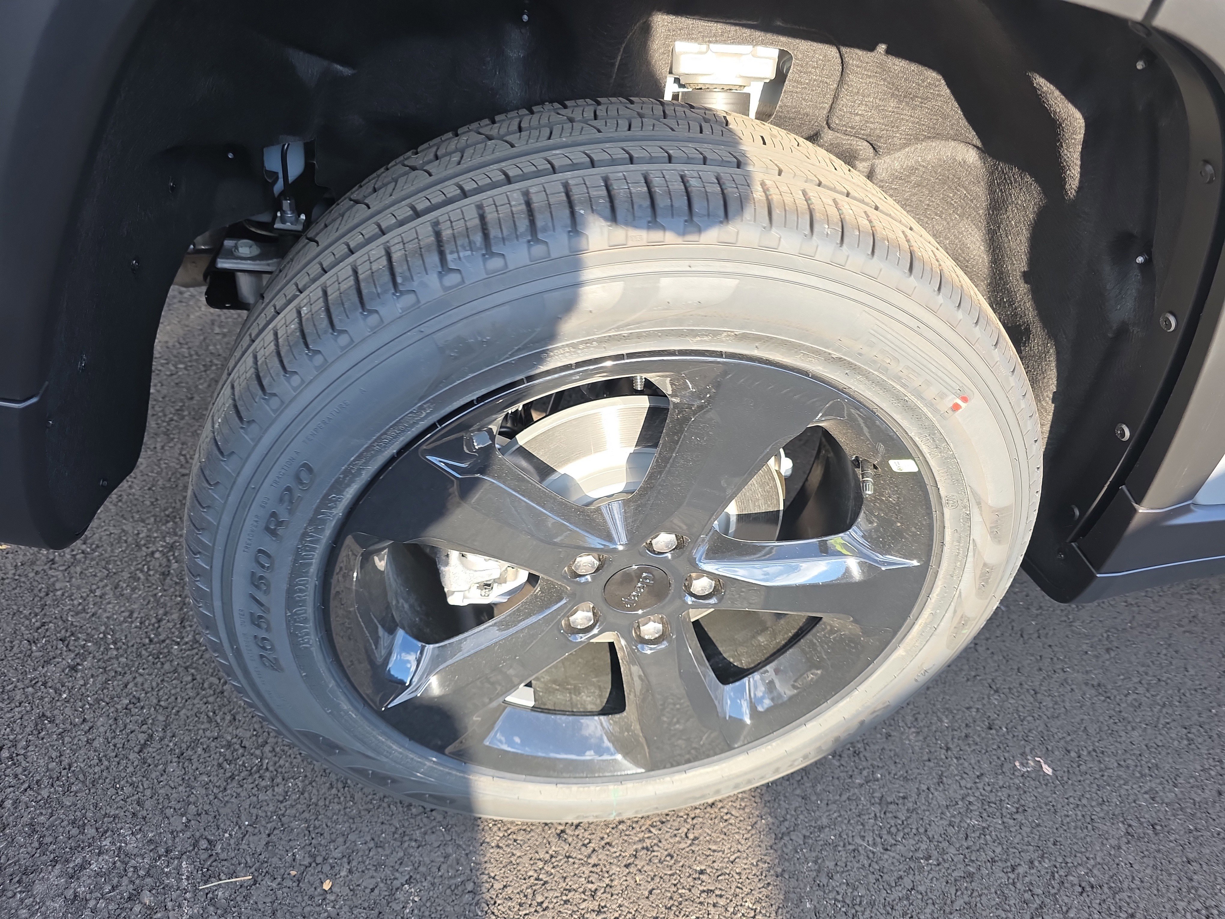 New 2025 Jeep Grand Cherokee Limited w/ Black Appearance Package image 27