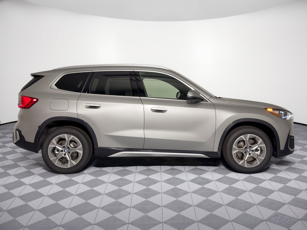 New 2027 BMW X1 xDrive28i AWD/4WD image 8