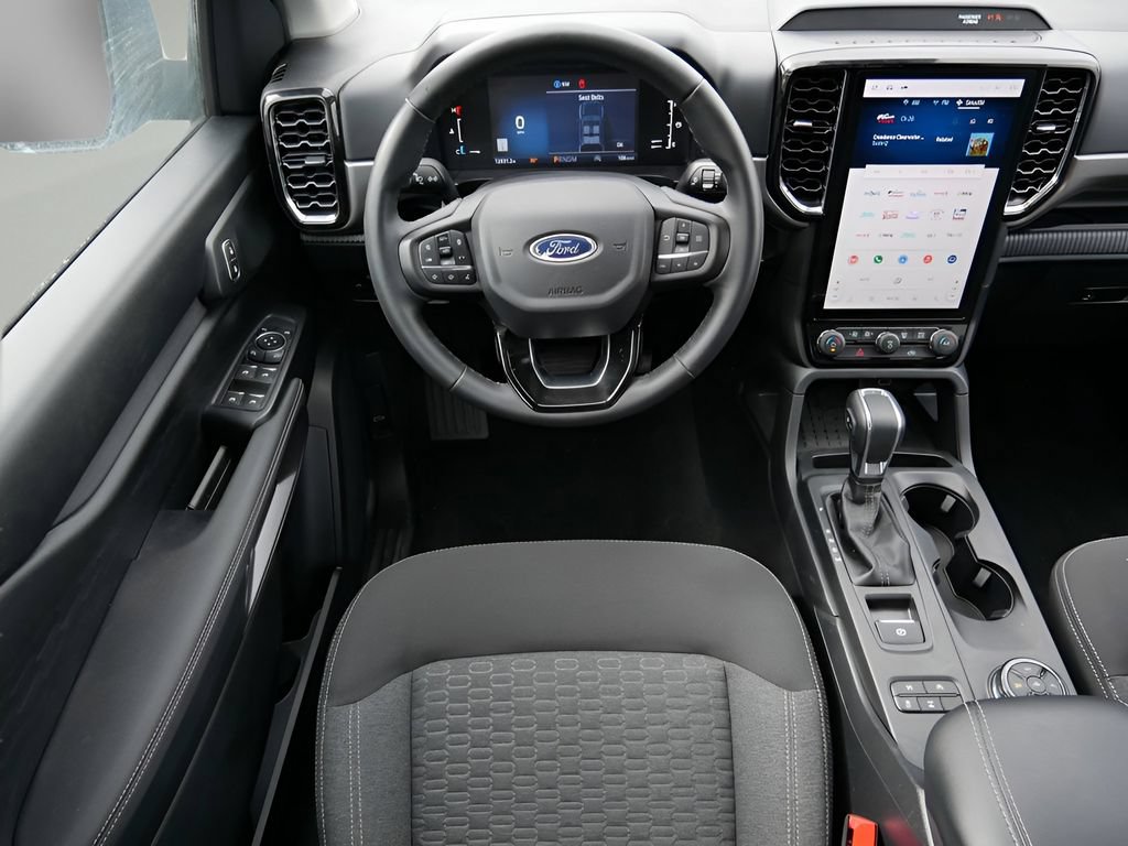 Used 2025 Ford Ranger XLT AWD/4WD image 13