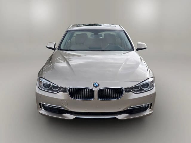 Used 2015 BMW 328i xDrive Sedan AWD/4WD image 2