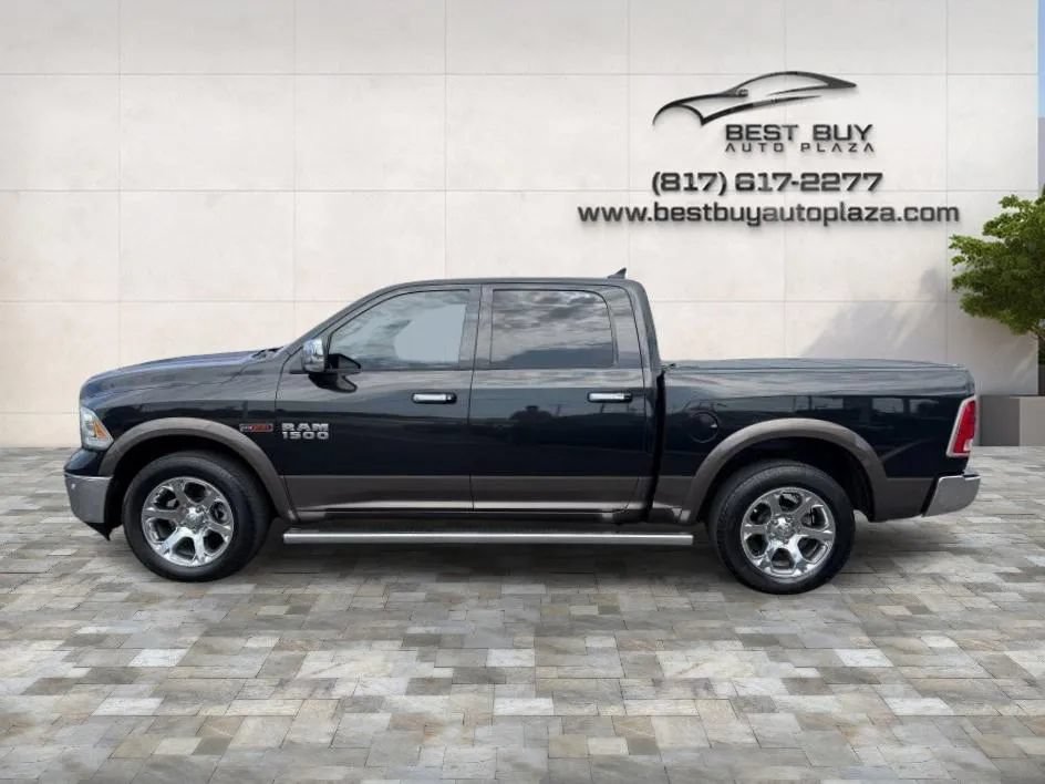Used 2017 RAM 1500 Laramie w/ Convenience Group AWD/4WD image 7