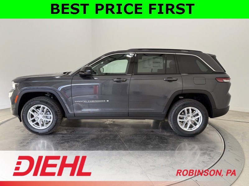 New 2025 Jeep Grand Cherokee Laredo w/ Luxury Tech Group I image 4