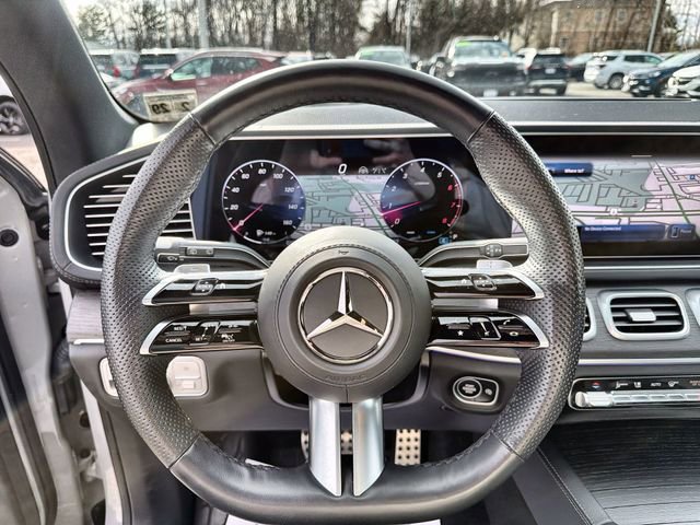Used 2024 Mercedes-Benz GLS 450 4MATIC image 10