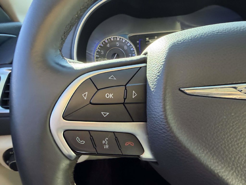 Used 2015 Chrysler 200 Limited w/ Convenience Group FWD image 32