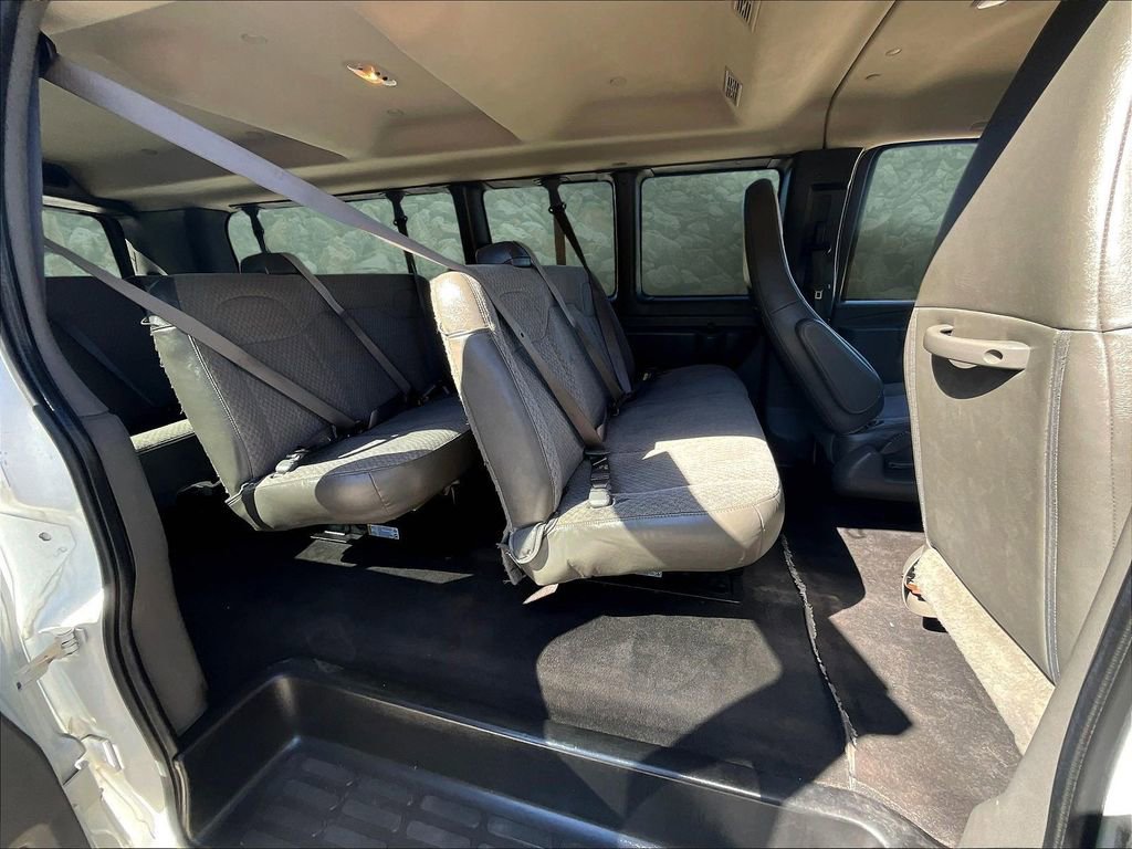 Used 2020 Chevrolet Express 3500 LT w/ LT Preferred Equipment Group image 25