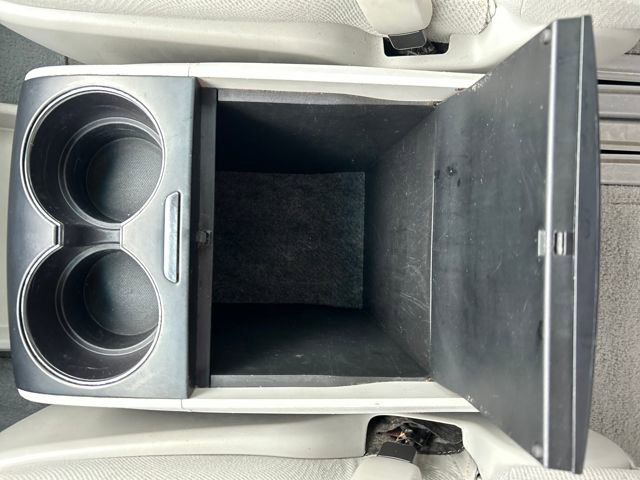 Used 2014 Toyota Sienna LE image 27