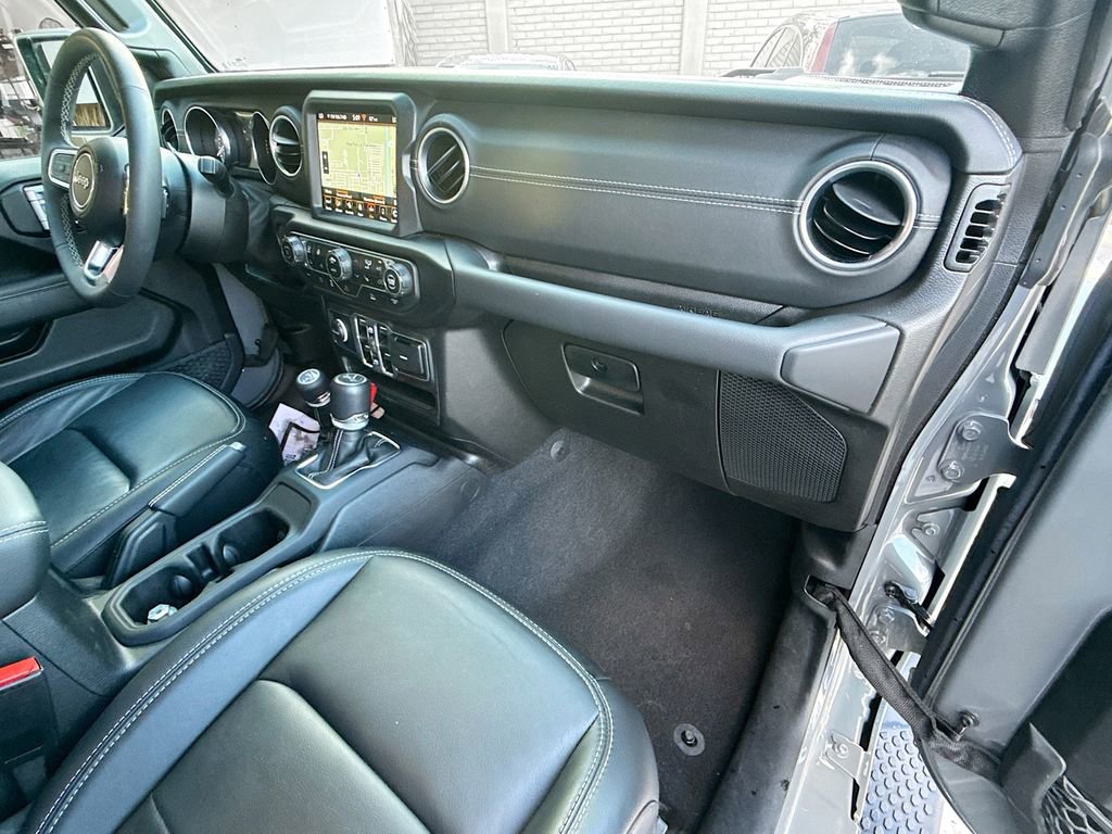 Used 2023 Jeep Wrangler Unlimited Sahara w/ Cold Weather Group image 33