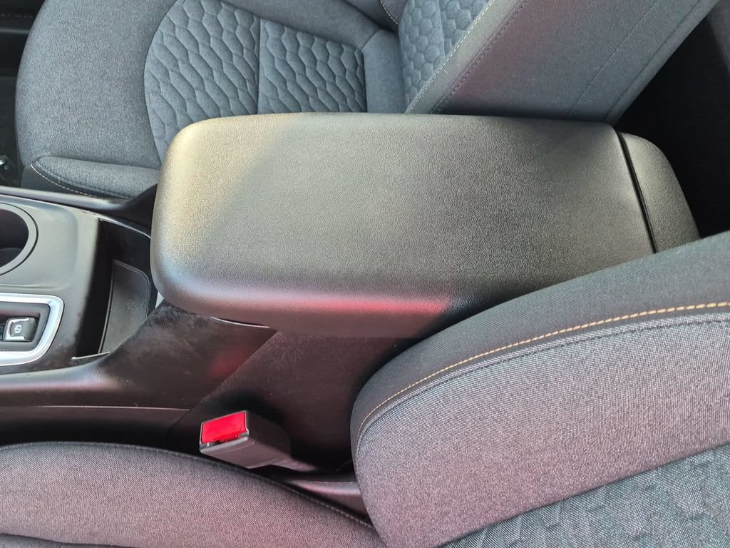 Used 2020 Chevrolet Equinox LT FWD image 20