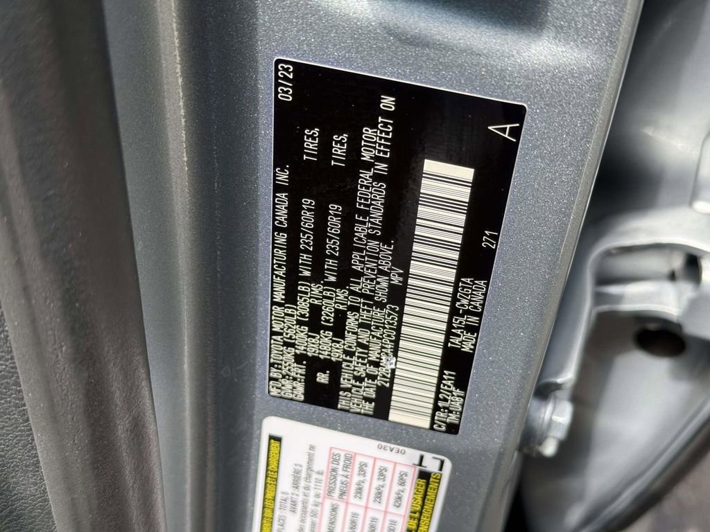 Used 2023 Lexus RX 350 Premium w/ Accessory Package (Z1) AWD/4WD image 31