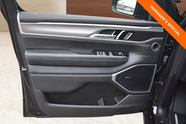 New 2025 Jeep Wagoneer 4WD image 10