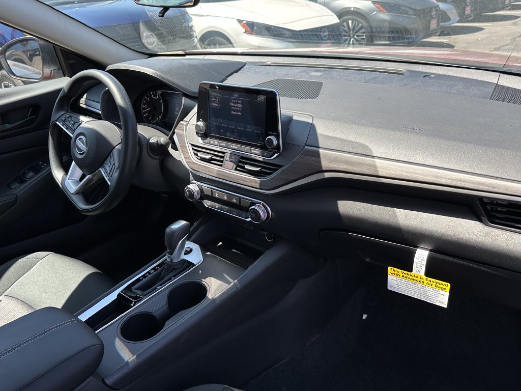 New 2026 Nissan Altima 2.5 SV FWD image 12