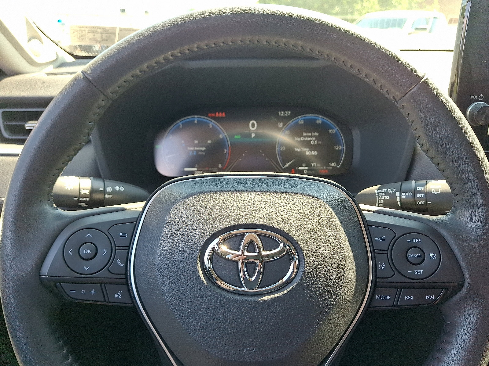 Used 2024 Toyota RAV4 Limited image 25