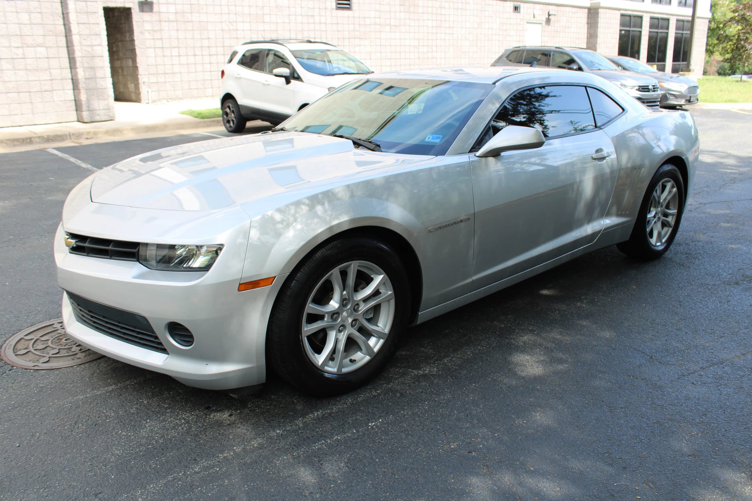 Used 2015 Chevrolet Camaro LS RWD image 29