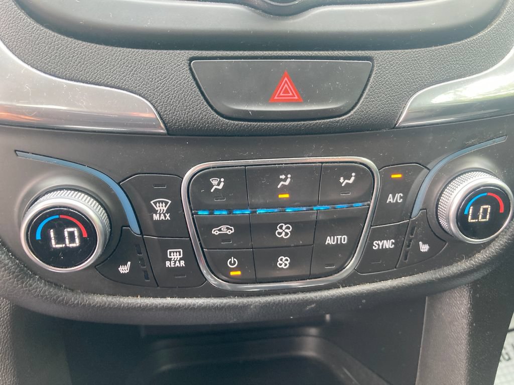 Used 2019 Chevrolet Equinox LT AWD/4WD image 27