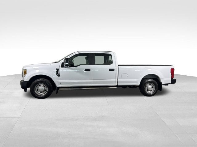 Used 2018 Ford F250 XL w/ Power Equipment Group RWD image 2