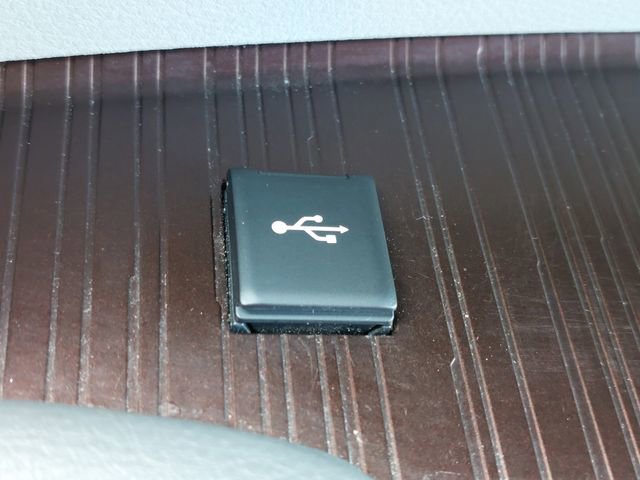 Used 2024 Toyota Sienna XLE w/ XLE Plus Package image 23