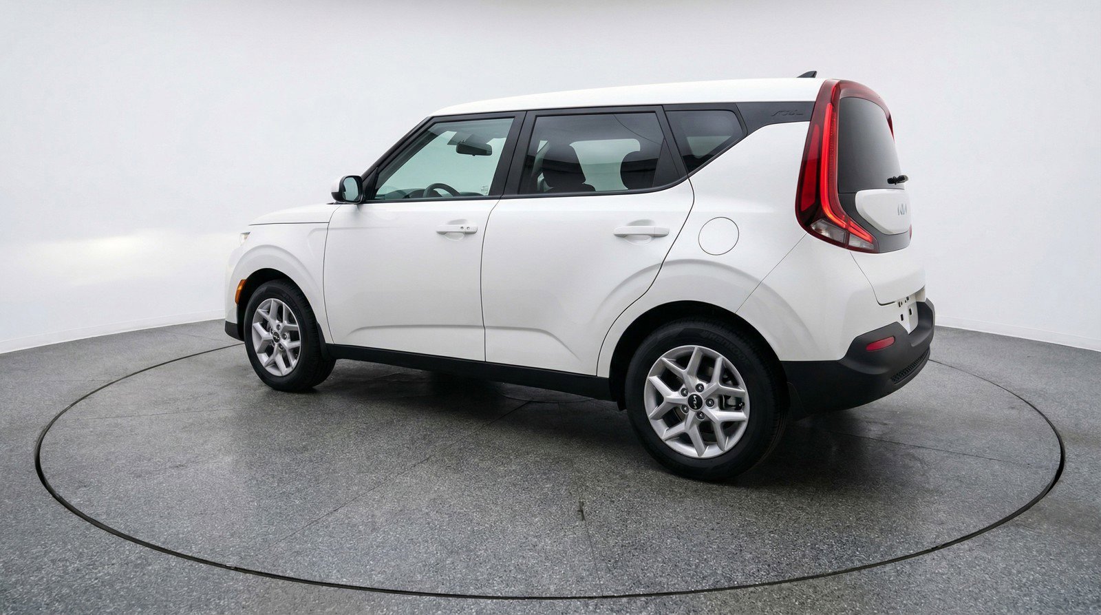 Used 2025 Kia Soul LX w/ LX Technology Package image 6
