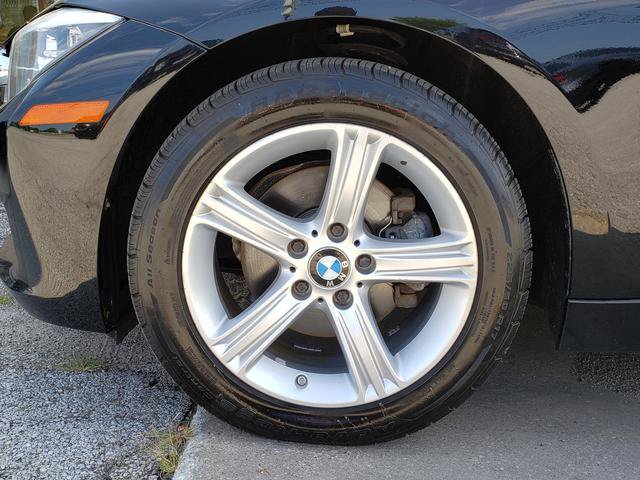 Used 2015 BMW 320i xDrive Sedan AWD/4WD image 27