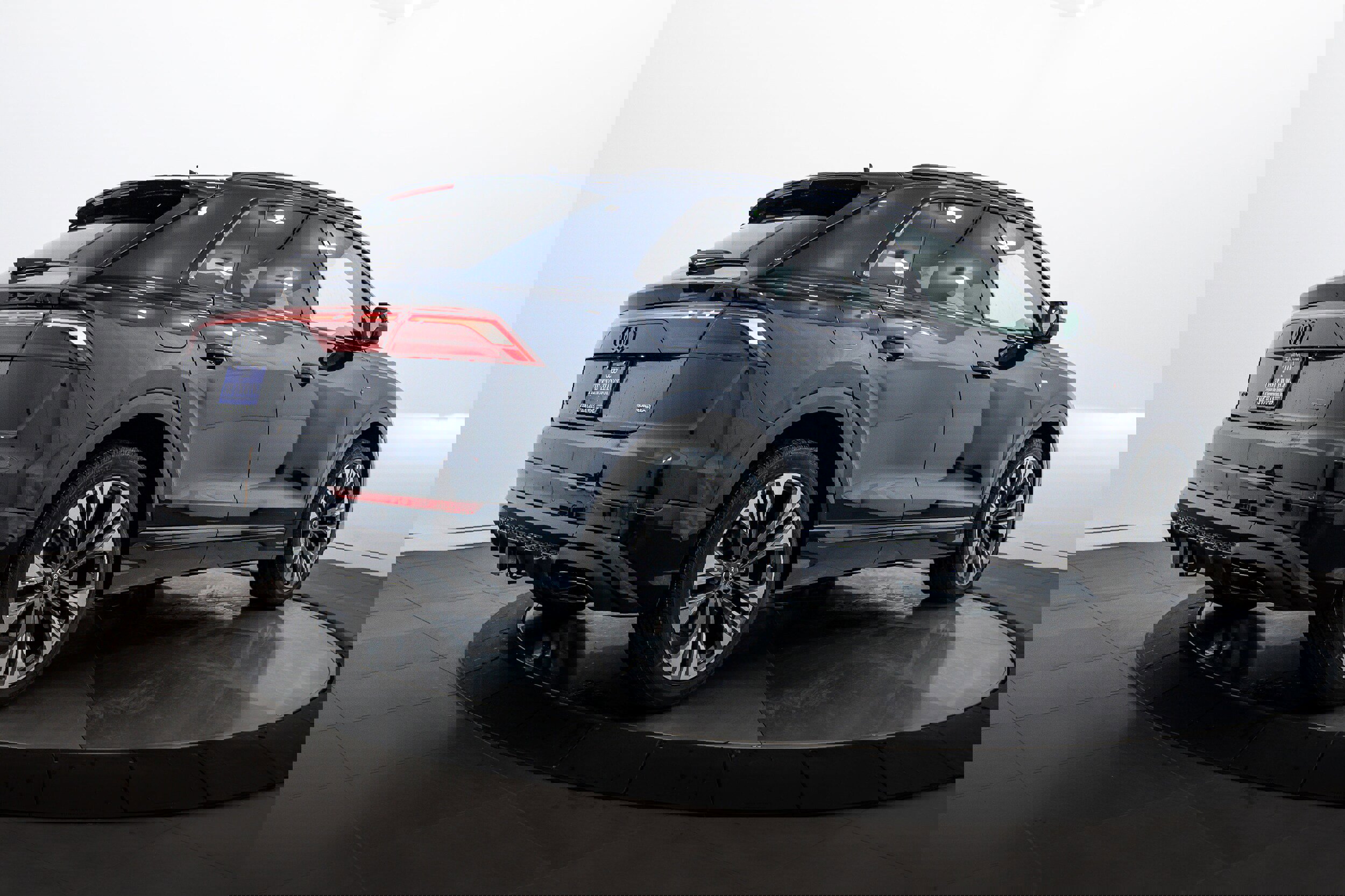 New 2026 Audi Q8 Premium Plus image 4