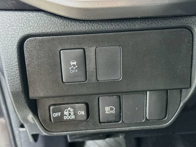 Used 2021 Toyota Tacoma SR5 AWD/4WD image 19