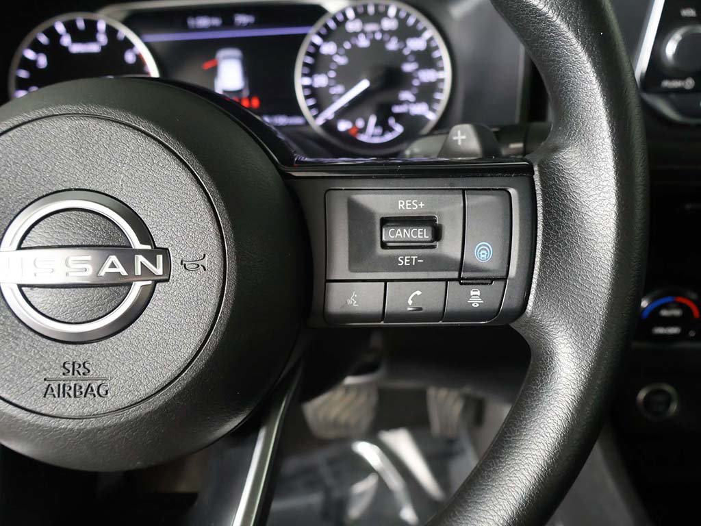 Used 2022 Nissan Rogue SV AWD/4WD image 37