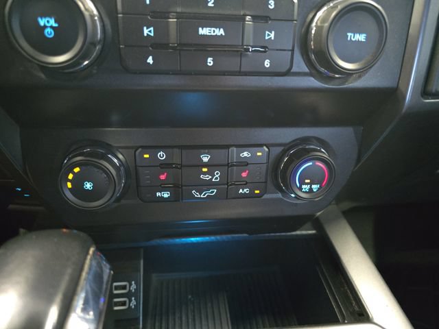 Used 2020 Ford F150 XLT w/ Equipment Group 302A Luxury AWD/4WD image 26