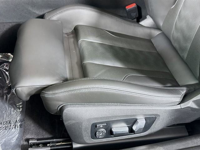 Used 2024 BMW M4 xDrive Competition w/ Executive Package image 21