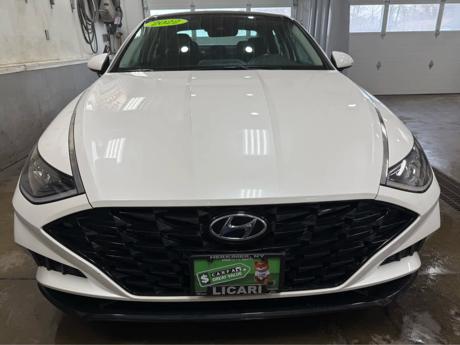 Used 2022 Hyundai Sonata SEL w/ Convenience Package FWD image 2
