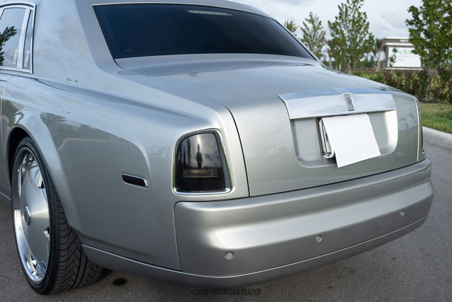 Used 2005 Rolls-Royce Phantom Sedan RWD image 66