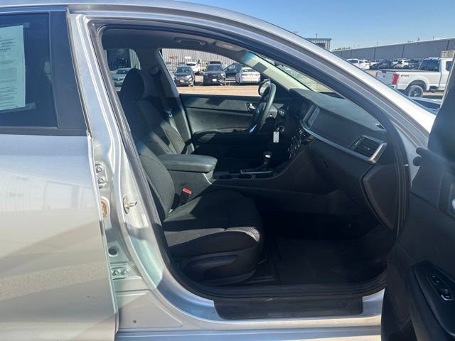 Used 2020 Kia Optima LX FWD image 17