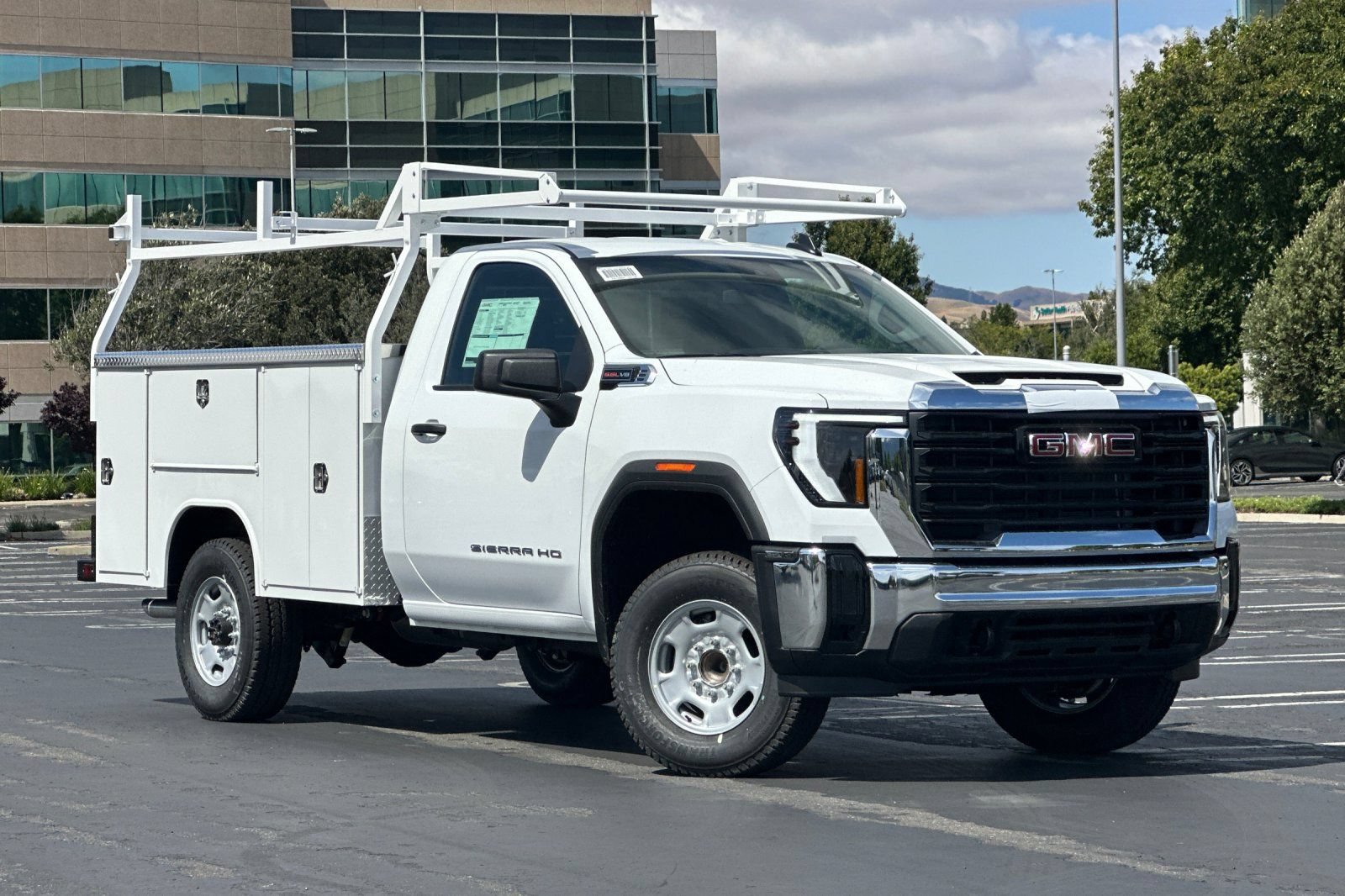 New 2026 GMC Sierra 2500 Pro w/ Convenience Package RWD image 2