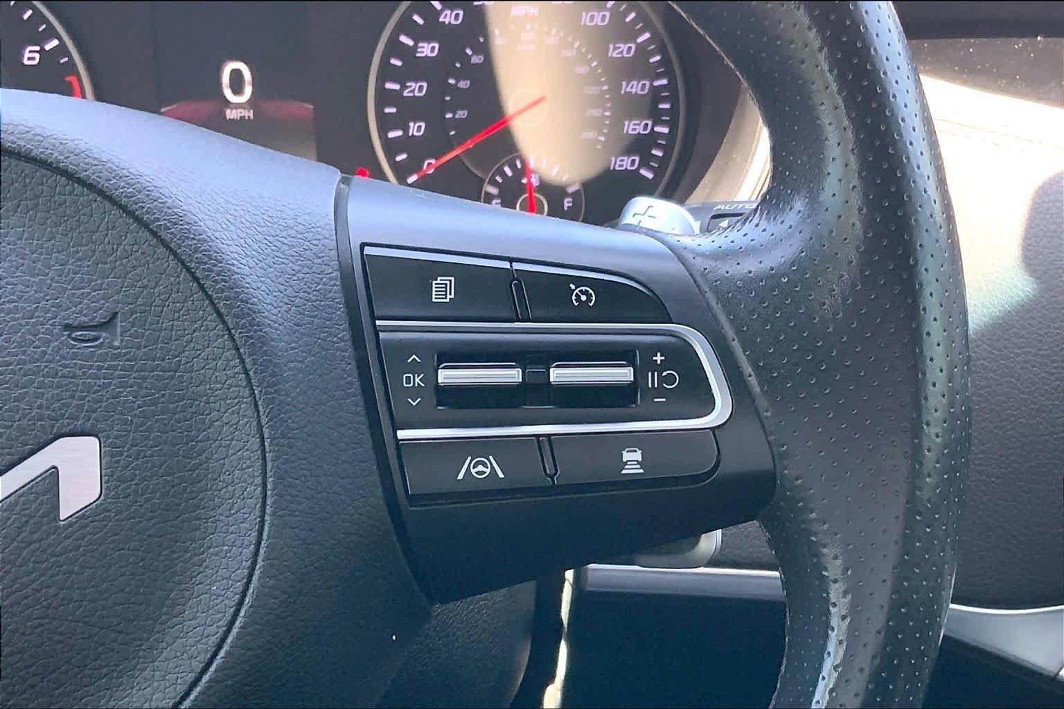 Used 2022 Kia Stinger GT-Line RWD image 24