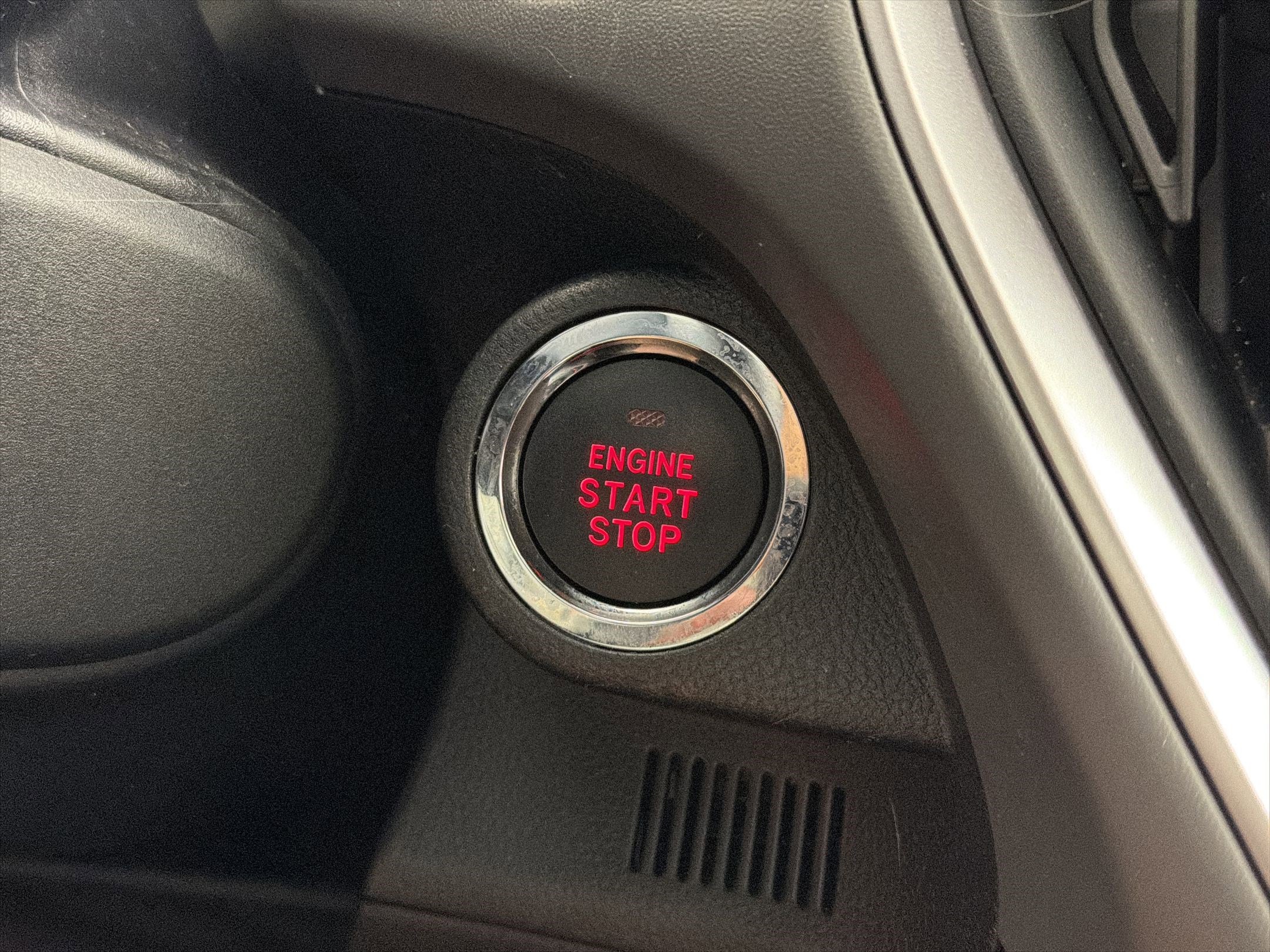 Used 2024 Subaru Crosstrek 2.0i Premium image 26