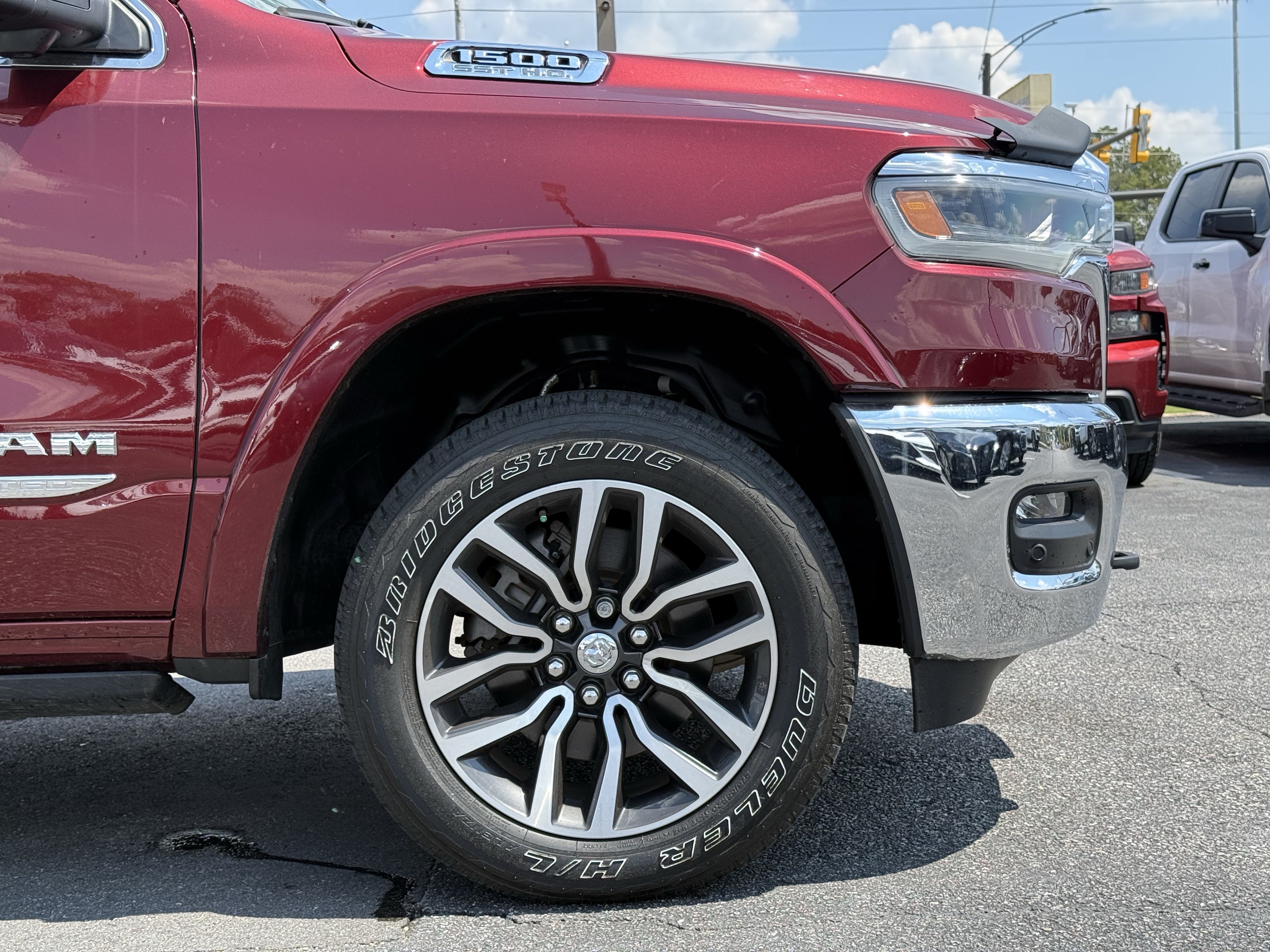 Used 2025 RAM 1500 Limited w/ Trailer Tow Group AWD/4WD image 13