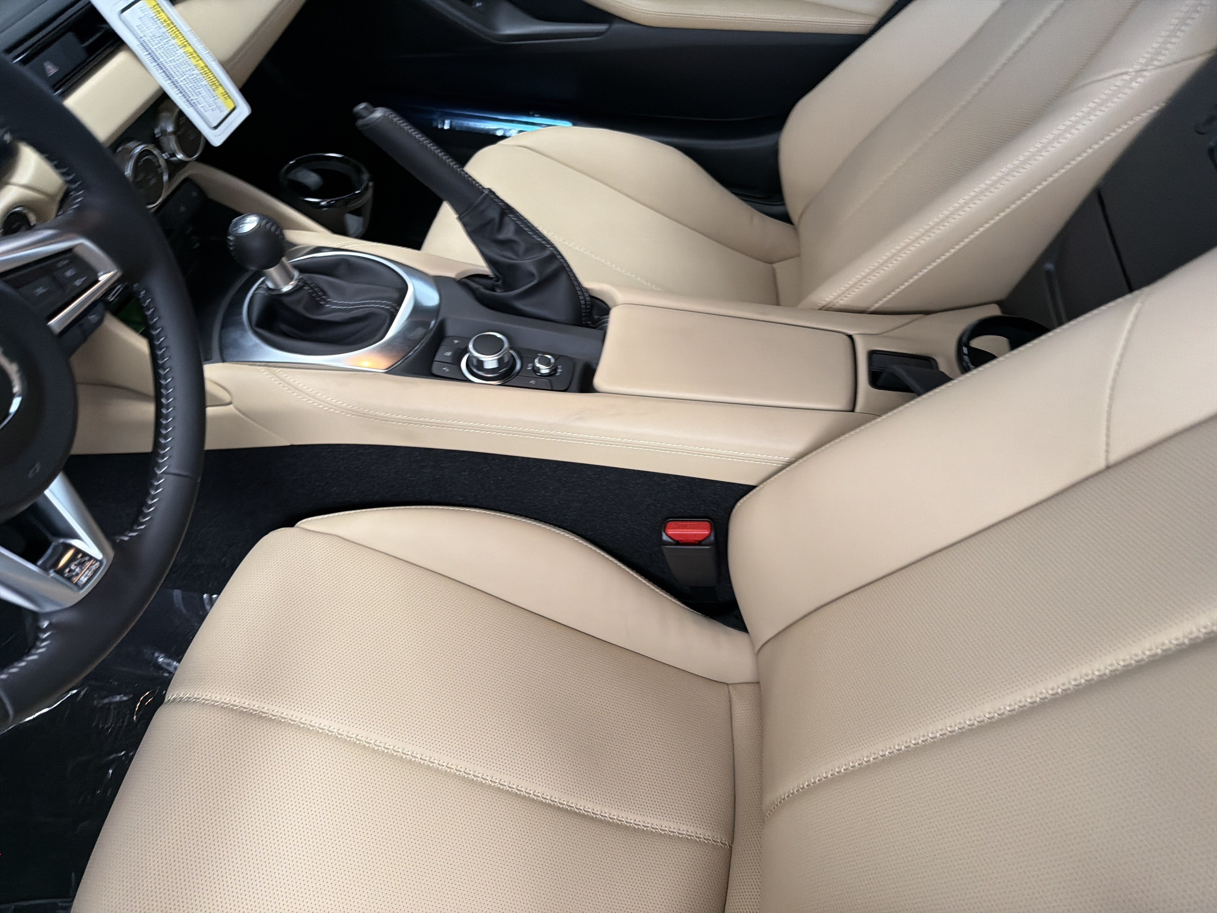 New 2026 MAZDA MX-5 Miata RF Grand Touring w/ Weather Package RWD image 15