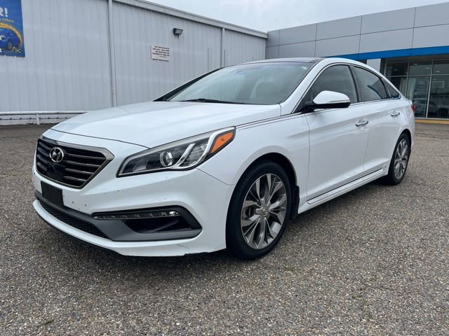 Used 2015 Hyundai Sonata Limited 2.0T FWD image 2