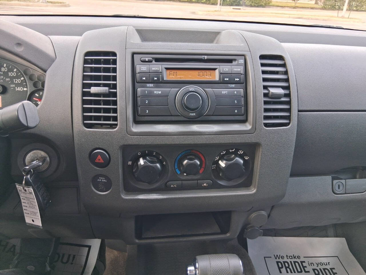 Used 2010 Nissan Frontier SE w/ Power Pkg image 18