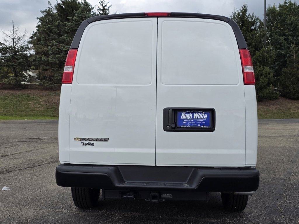 New 2025 Chevrolet Express 2500 w/ Driver Convenience Package RWD image 10
