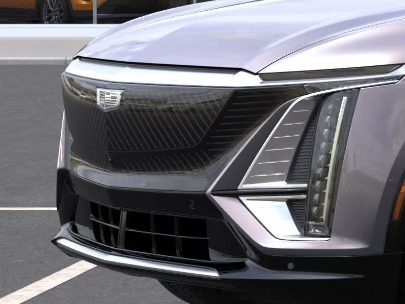 New 2026 Cadillac Lyriq Luxury w/ LPO, Floor Liner Package AWD/4WD image 13