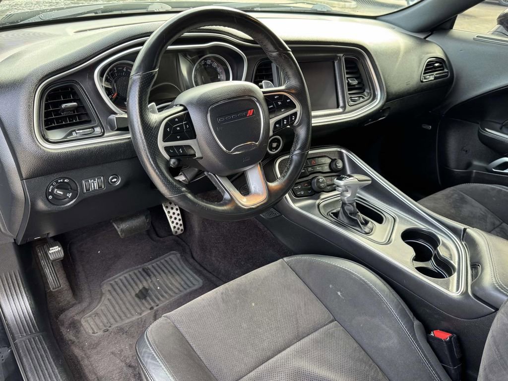 Used 2018 Dodge Challenger R/T Scat Pack w/ Leather Interior Group image 2