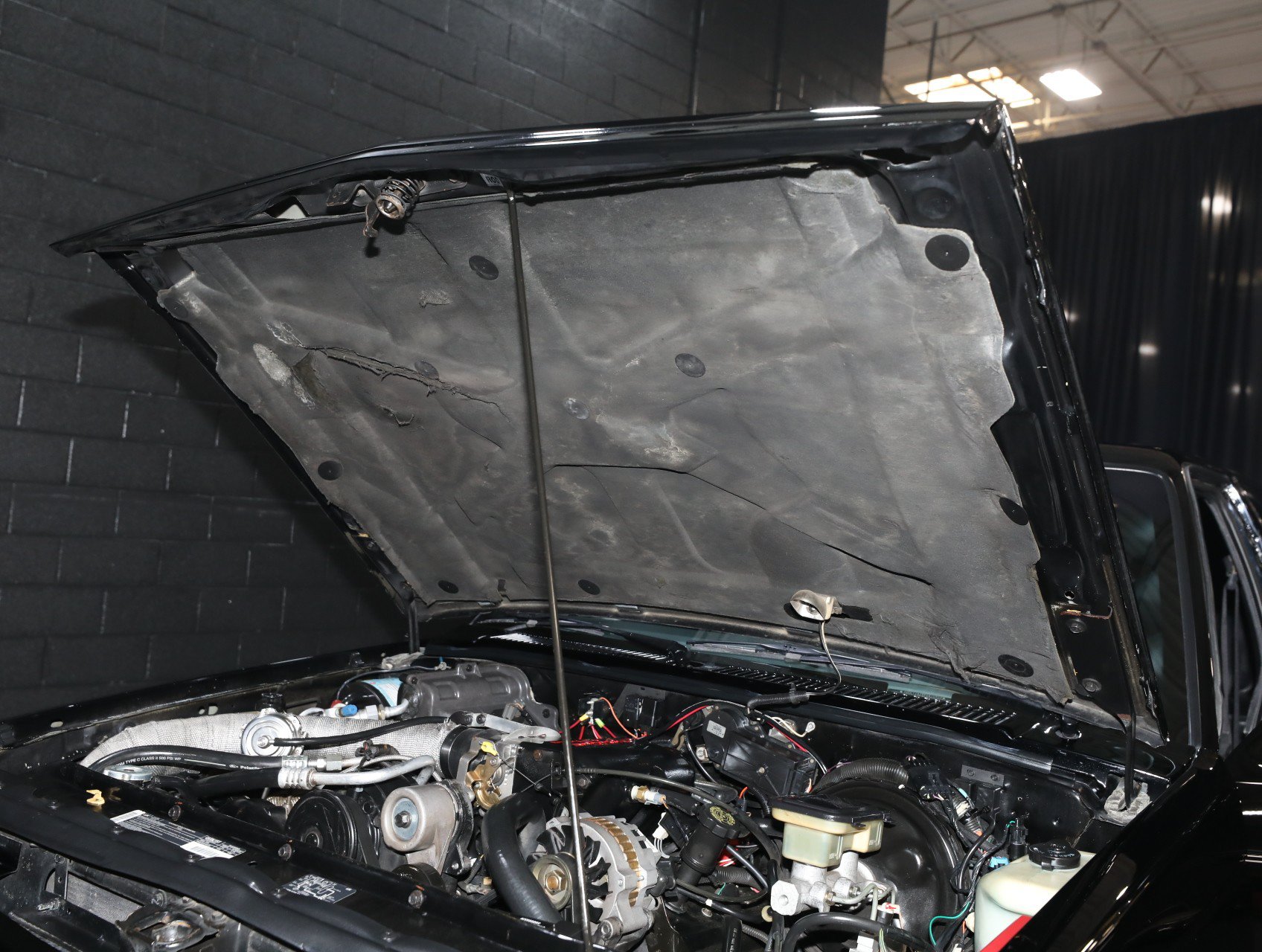 Used 1993 GMC Typhoon AWD/4WD image 81