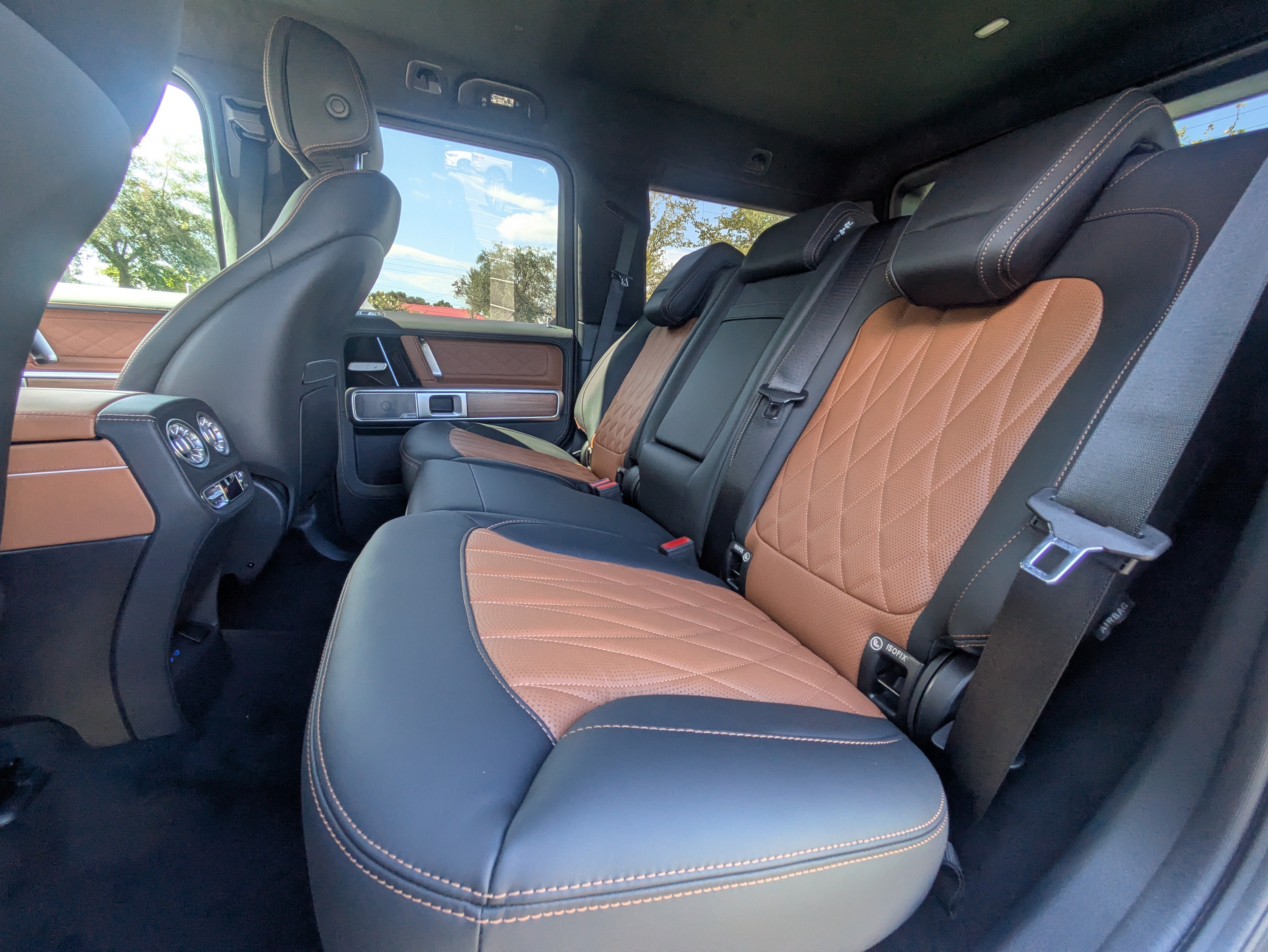 New 2027 Mercedes-Benz G 580 e image 12